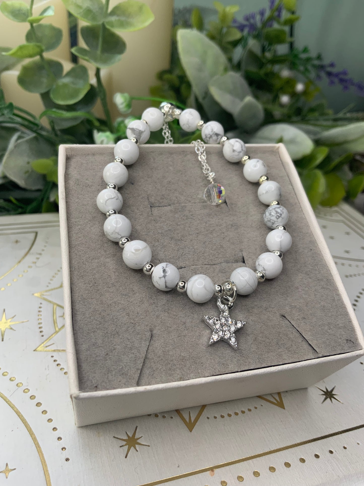 Howlite star crystal bracelet