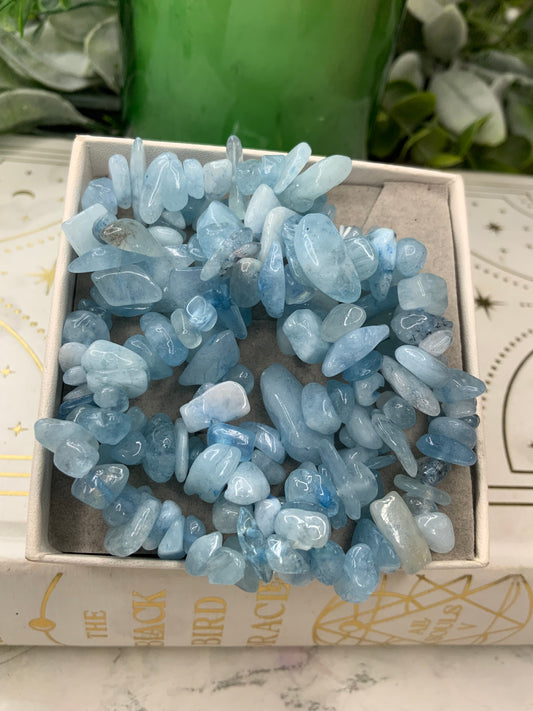 Aquamarine chipped crystal bracelet