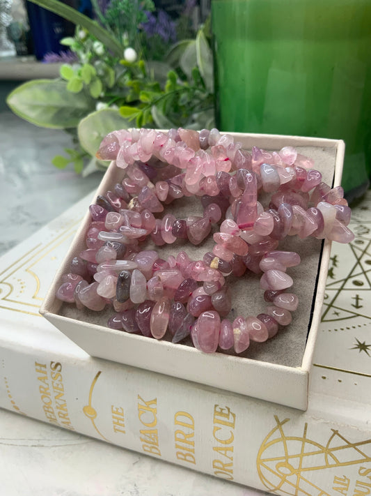 Lavender rose quartz chipped crystal bracelet